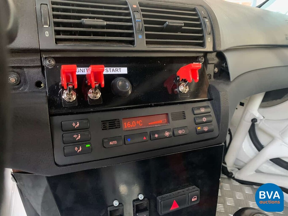 BMW M3 E46 Coupé Handbuch 343 PS Rennwagen.