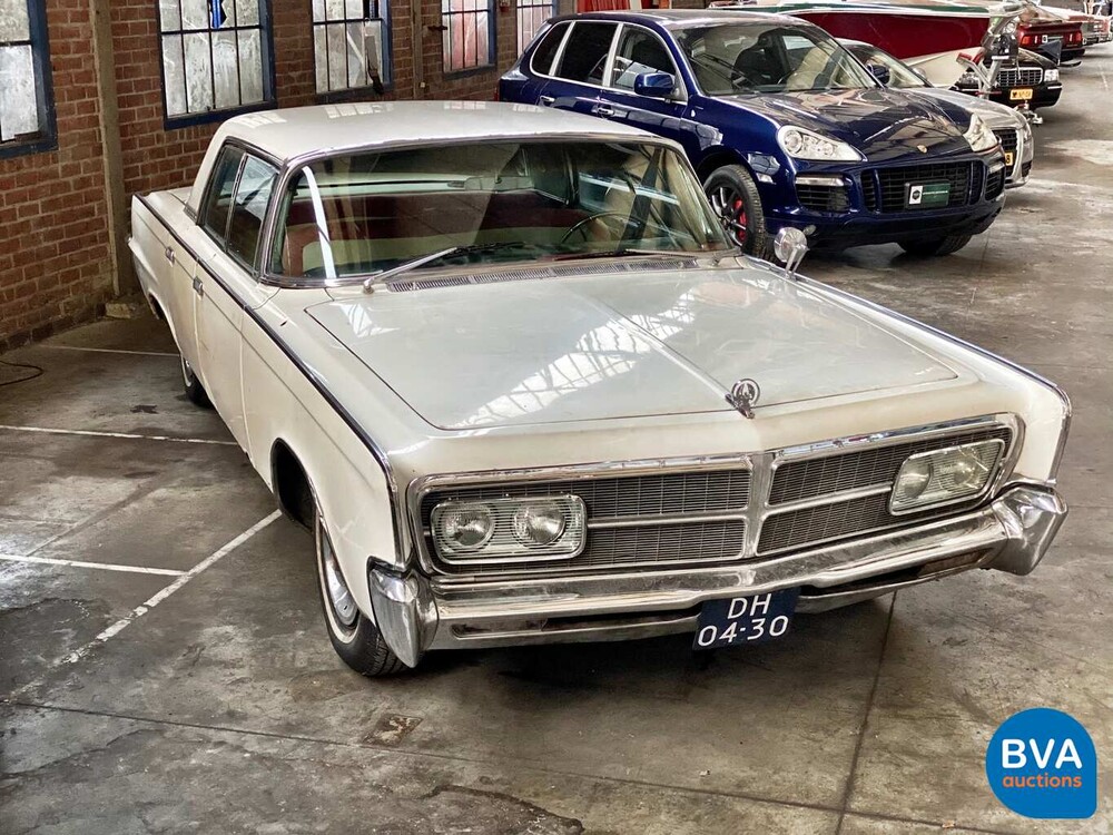 Imperial Crown Limousine V8 340 PS 1965, DH-04-30.