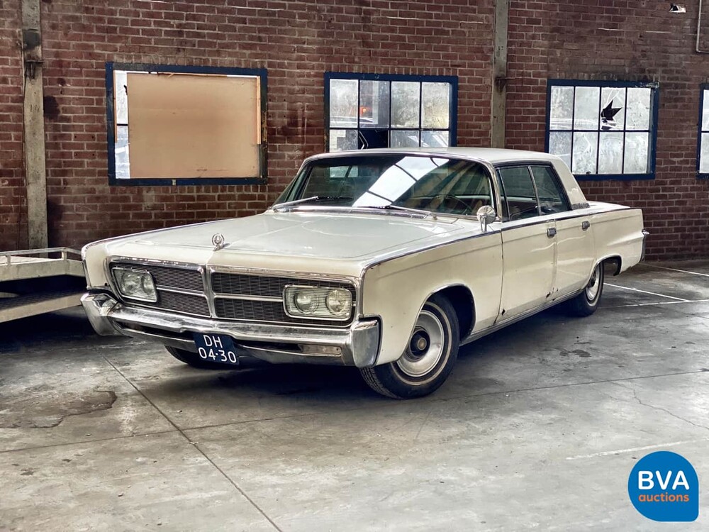 Imperial Crown Limousine V8 340 PS 1965, DH-04-30.
