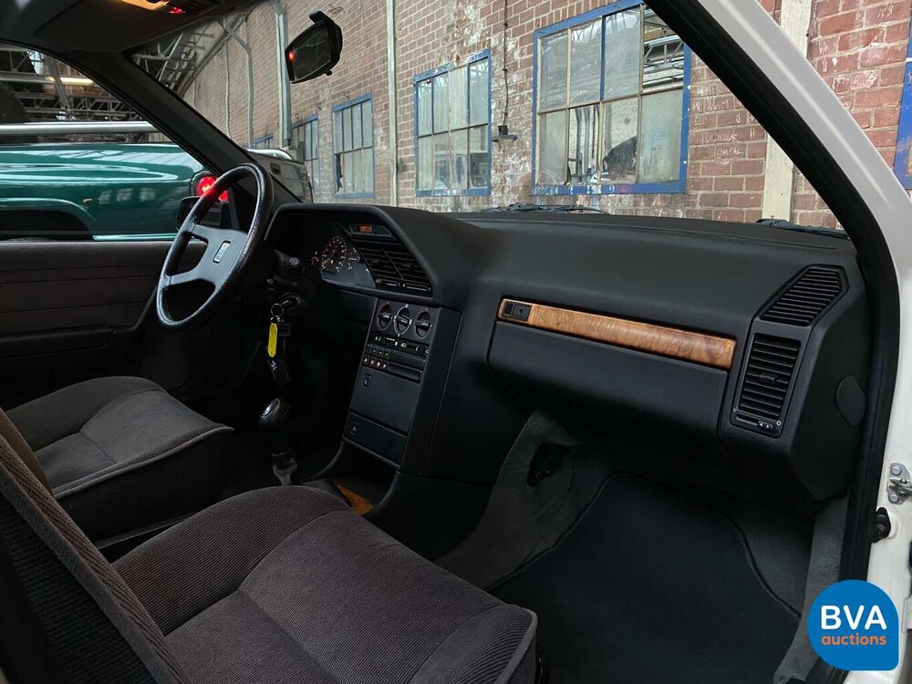 Peugeot 605 SR 3.0 V6 1992, 7-ZPP-79.