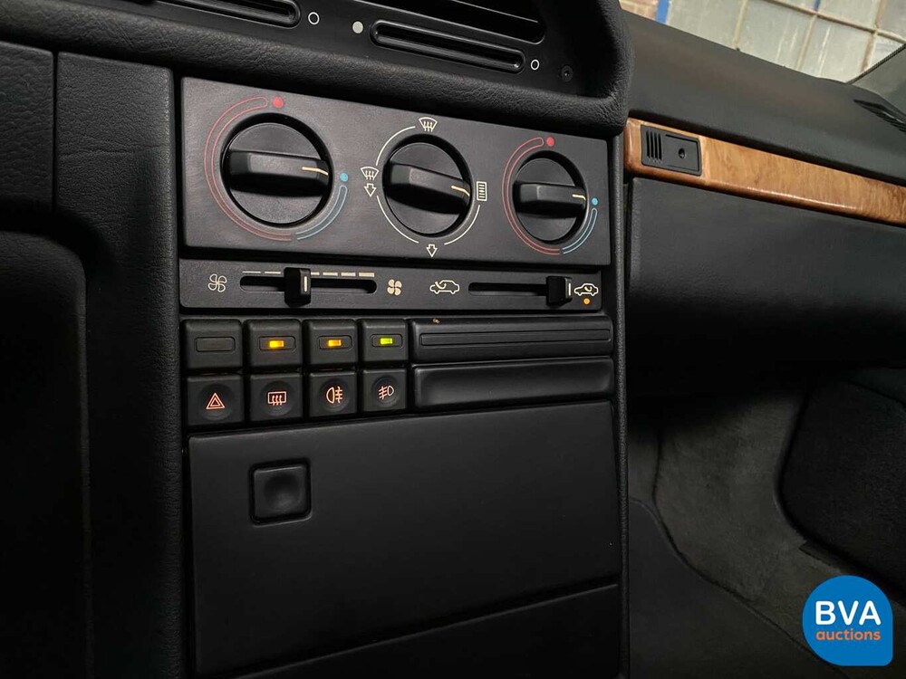 Peugeot 605 SR 3.0 V6 1992, 7-ZPP-79.