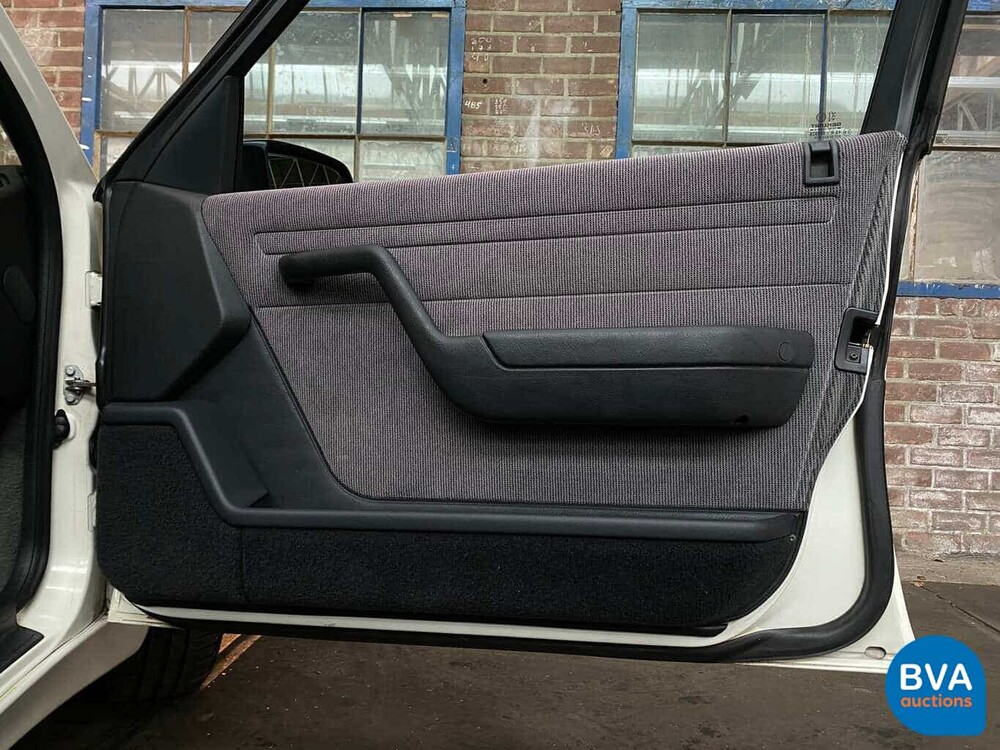 Peugeot 605 SR 3.0 V6 1992, 7-ZPP-79.