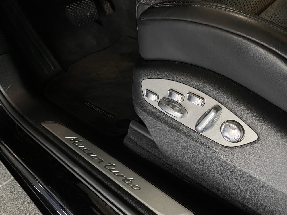 Porsche Macan Turbo 400 PS 3.6 Sport-Chrono-Original NL-2014, 2-TXB-93.