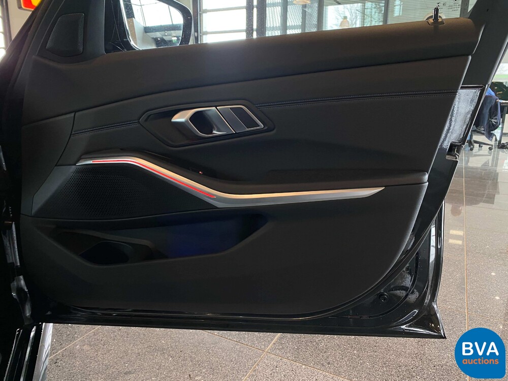 BMW 330i Touring M-Sport 258pk -GARANTIE- 3-Serie 2019, G-252-JK