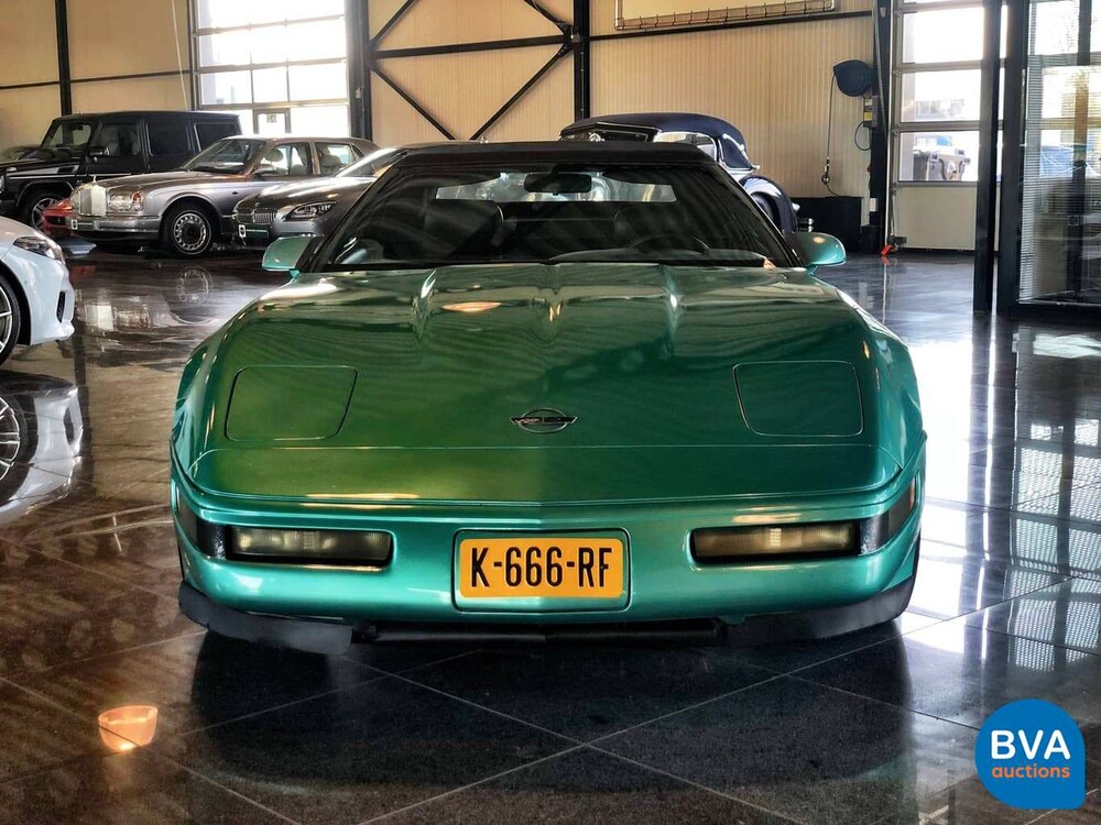 Chevrolet Corvette C4 5.7 V8 Convertible 1991, K-666-RF