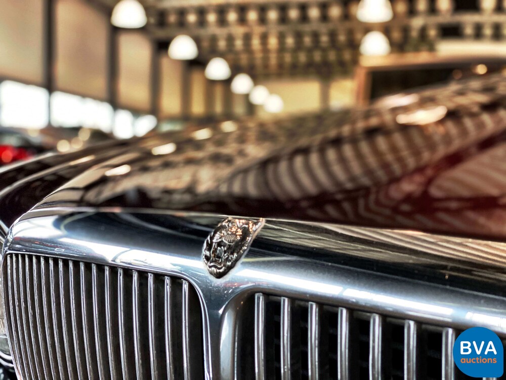 Jaguar Sovereign 4.0 1996 241hp, 79-RX-LR.