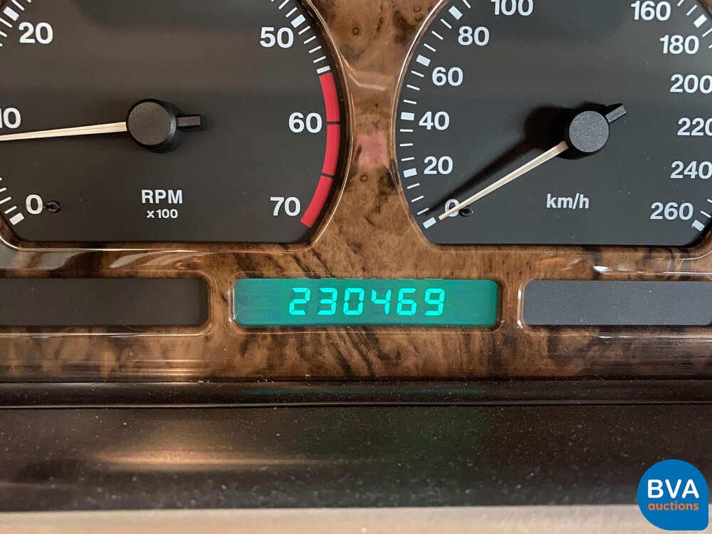 Jaguar Sovereign 4.0 1996 241hp, 79-RX-LR.