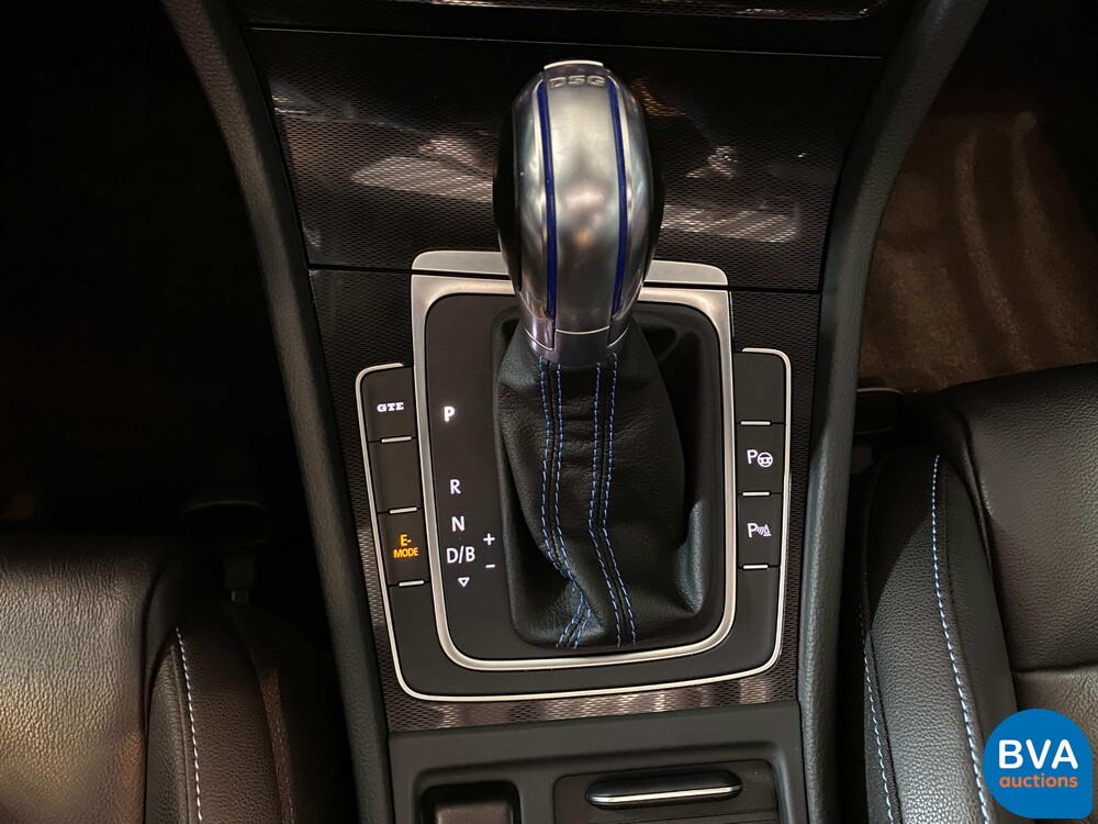 Volkswagen Golf 1.4 TSI GTE 204pk 2015, -Origineel NL-, HN-841-K