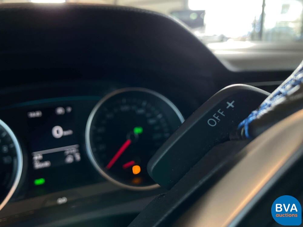 Volkswagen Golf 1.4 TSI GTE 204pk 2015, -Origineel NL-, HN-841-K