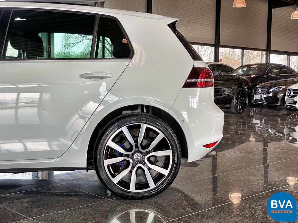 Volkswagen Golf 1.4 TSI GTE 204pk 2015, -Origineel NL-, HN-841-K