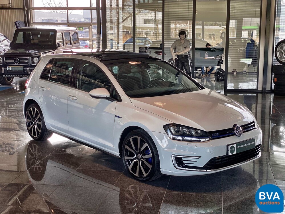 Volkswagen Golf 1.4 TSI GTE 204pk 2015, -Origineel NL-, HN-841-K