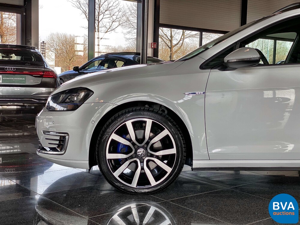 Volkswagen Golf 1.4 TSI GTE 204pk 2015, -Origineel NL-, HN-841-K