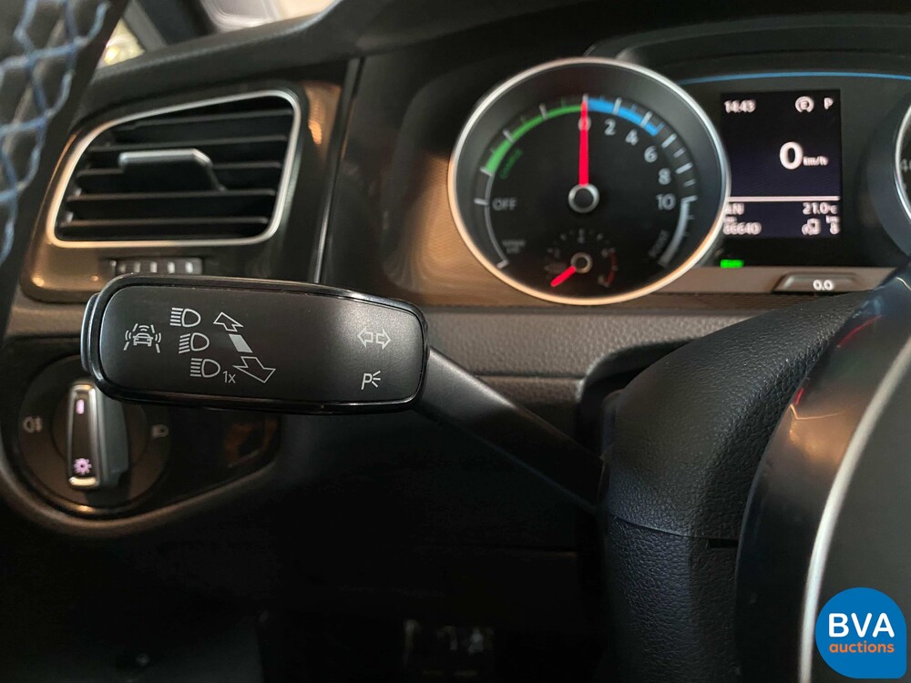 Volkswagen Golf 1.4 TSI GTE 204pk 2015, -Origineel NL-, HN-841-K