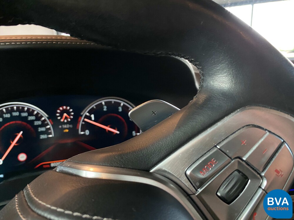 BMW 740d xDrive M-Sport High Executive 320hp 7-Series 2017, SH-847-X.