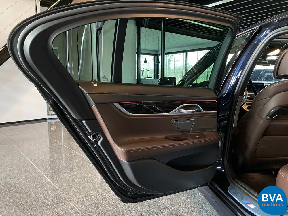 BMW 740d xDrive M-Sport High Executive 320hp 7-Series 2017, SH-847-X.