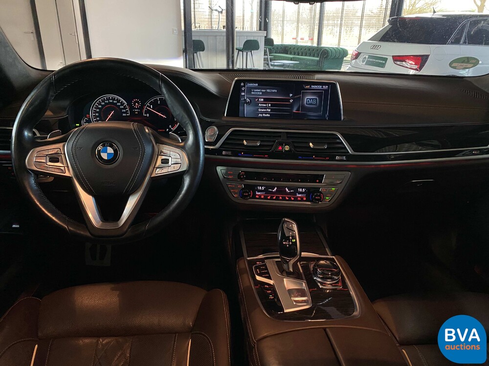 BMW 740d xDrive M-Sport High Executive 320hp 7-Series 2017, SH-847-X.