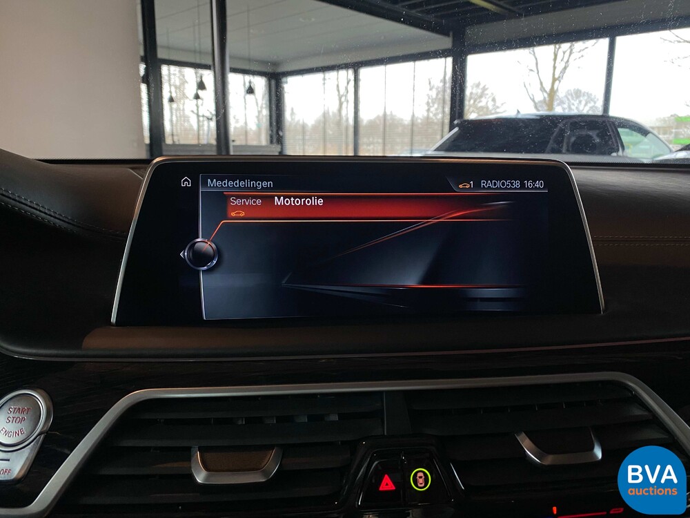 BMW 740d xDrive M-Sport High Executive 320hp 7-Series 2017, SH-847-X.