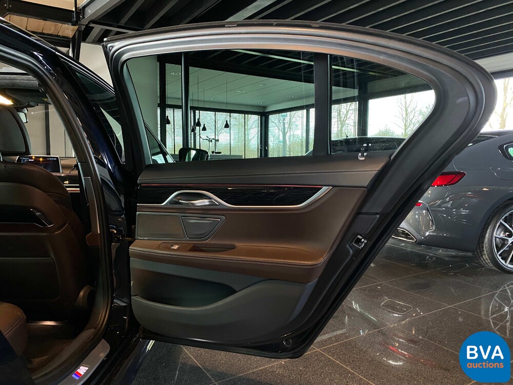 BMW 740d xDrive M-Sport High Executive 320hp 7-Series 2017, SH-847-X.