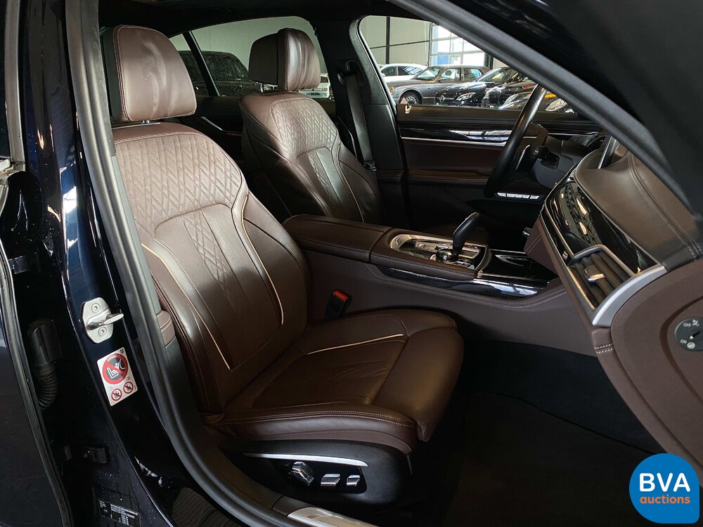 BMW 740d xDrive M-Sport High Executive 320hp 7-Series 2017, SH-847-X.
