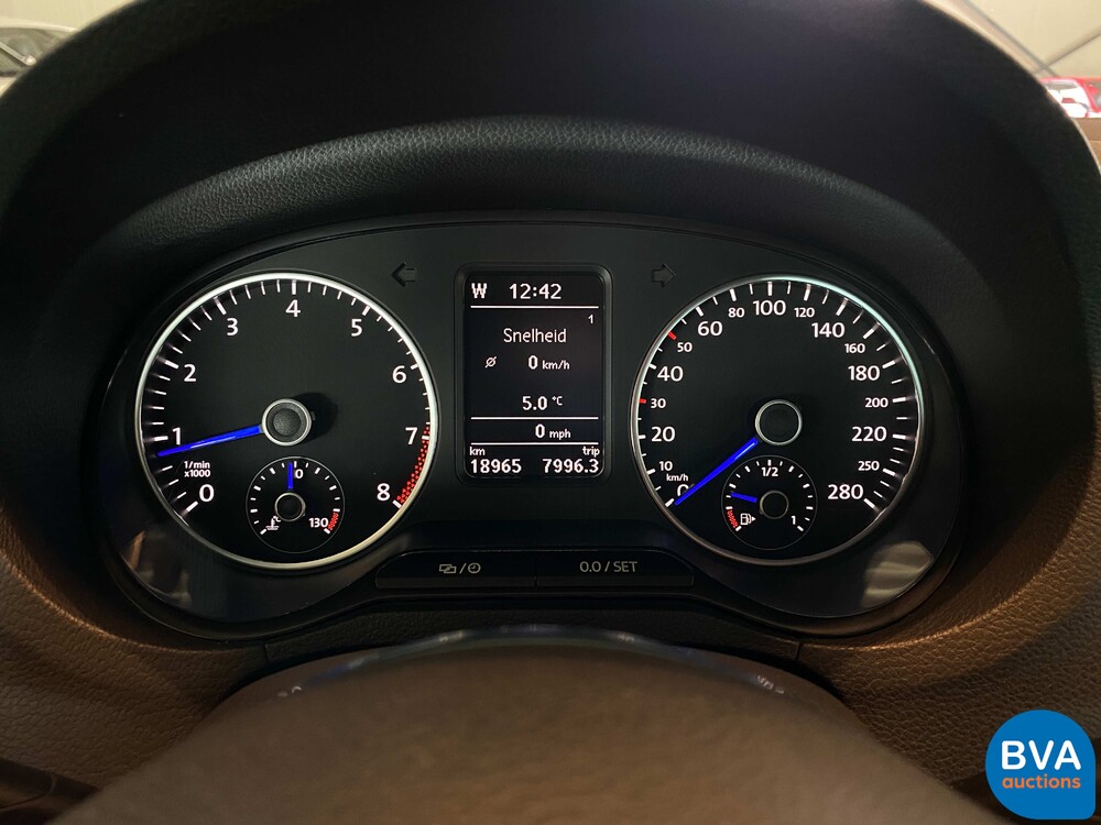 Volkswagen Polo WRC 2.0 TSI R Street 320pk 2014, 9-XJG-33