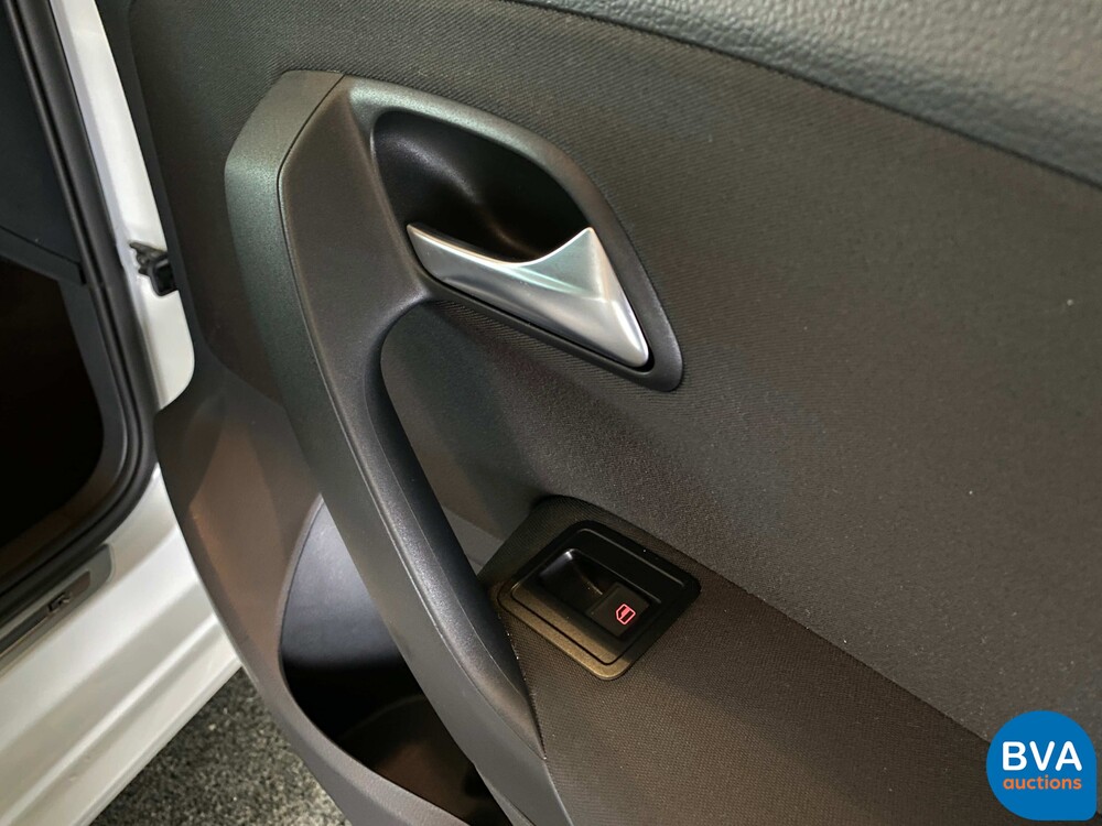 Volkswagen Polo WRC 2.0 TSI R Street 320pk 2014, 9-XJG-33