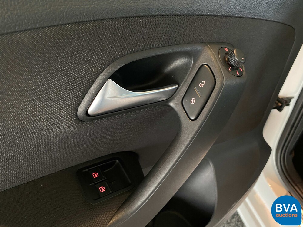 Volkswagen Polo WRC 2.0 TSI R Street 320pk 2014, 9-XJG-33