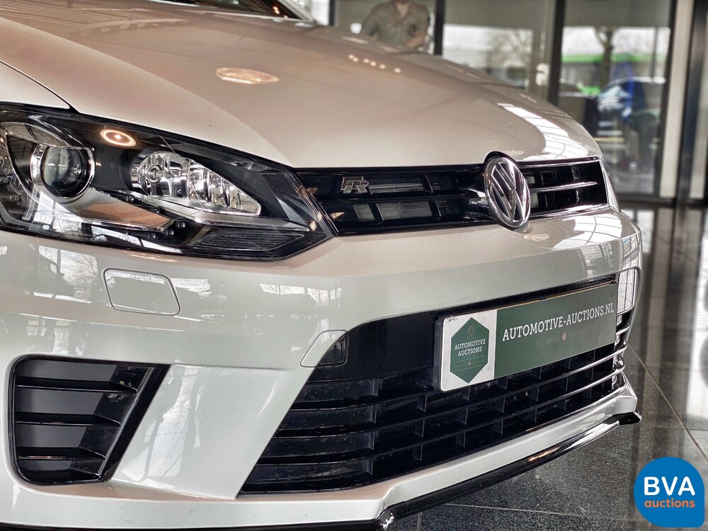 Volkswagen Polo WRC 2.0 TSI R Street 320pk 2014, 9-XJG-33