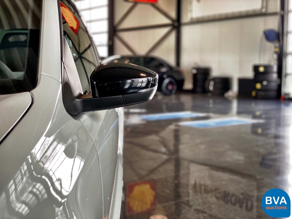 Volkswagen Polo WRC 2.0 TSI R Street 320pk 2014, 9-XJG-33