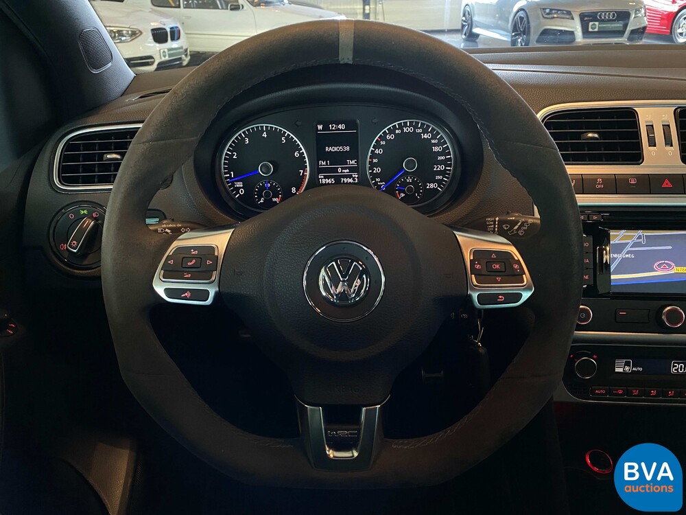 Volkswagen Polo WRC 2.0 TSI R Street 320pk 2014, 9-XJG-33