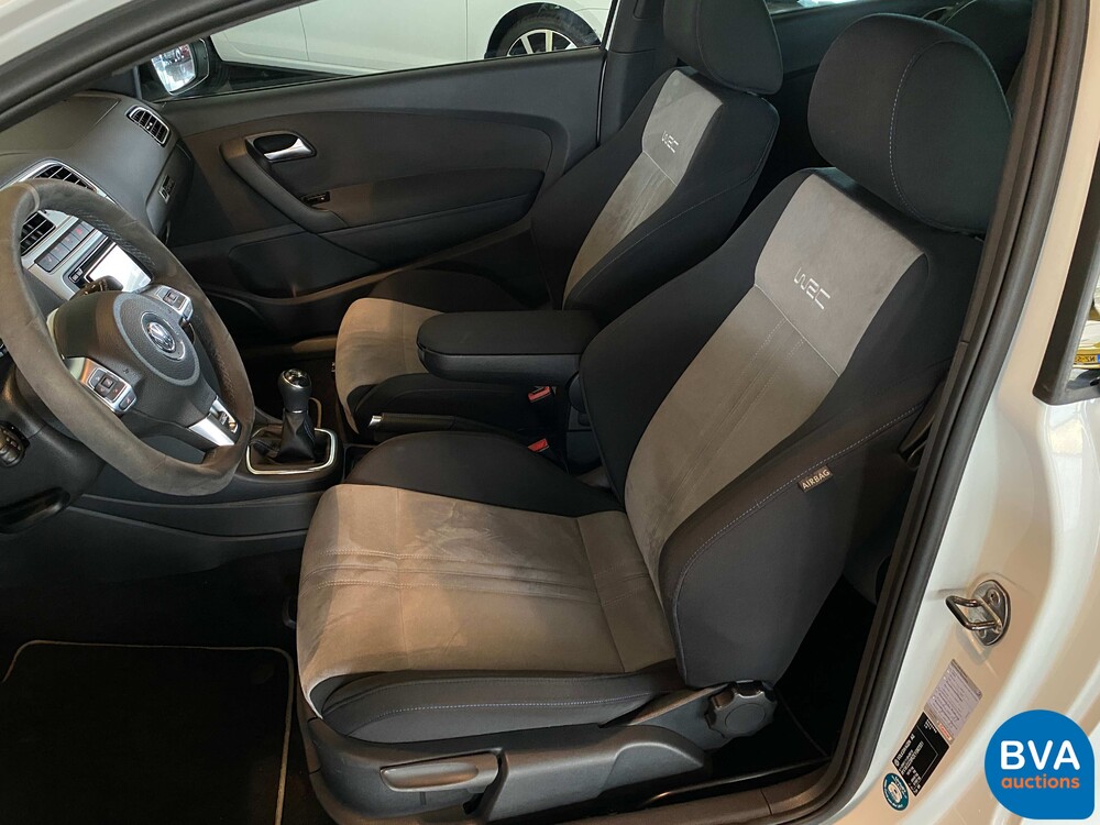 Volkswagen Polo WRC 2.0 TSI R Street 320pk 2014, 9-XJG-33