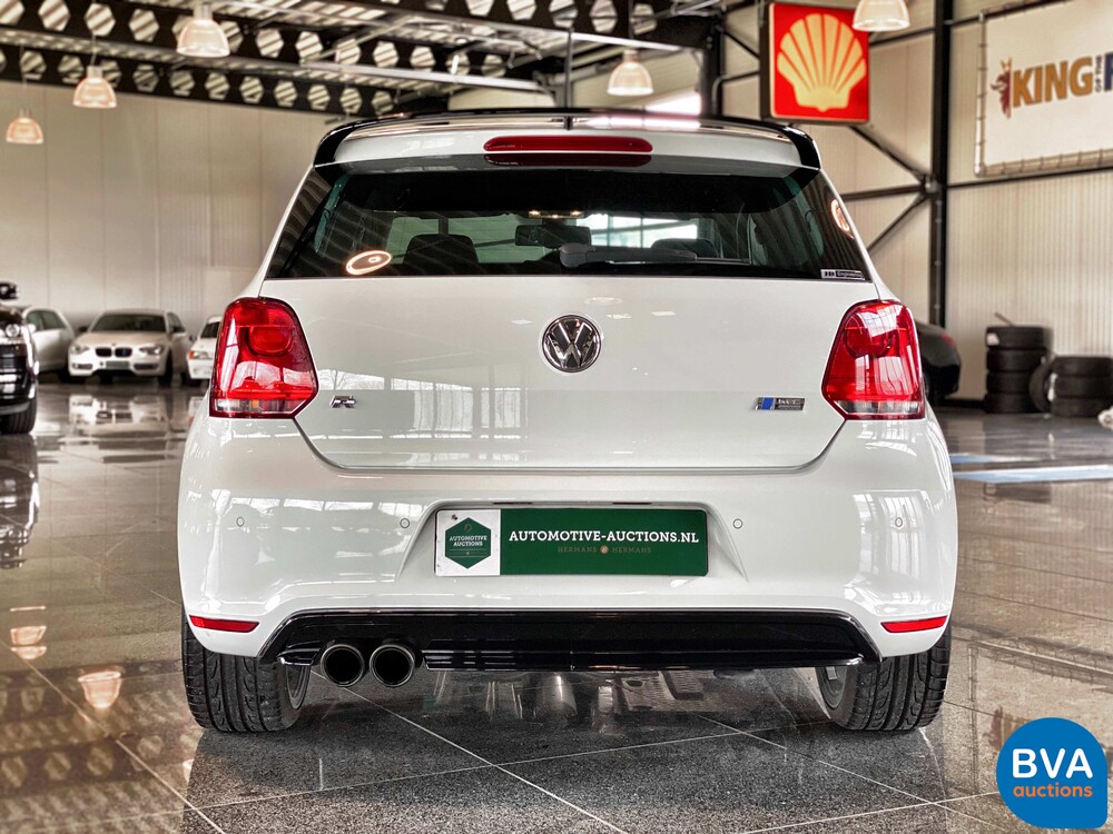 Volkswagen Polo WRC 2.0 TSI R Street 320pk 2014, 9-XJG-33