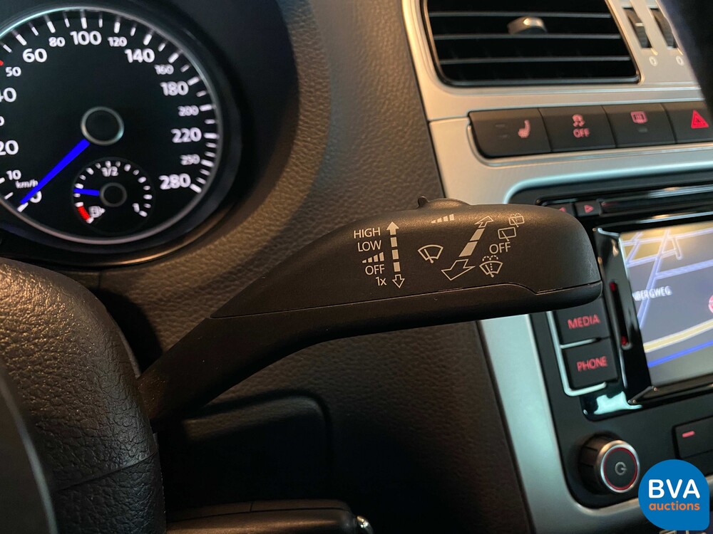 Volkswagen Polo WRC 2.0 TSI R Street 320pk 2014, 9-XJG-33