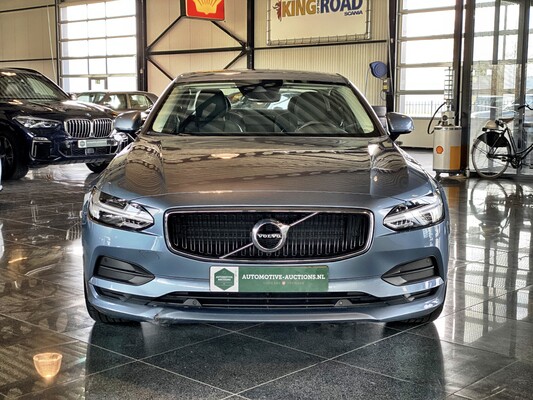 Volvo S90 2.0 D3 Momentum + -Original NL- NEW-MODEL, RG-049-R.