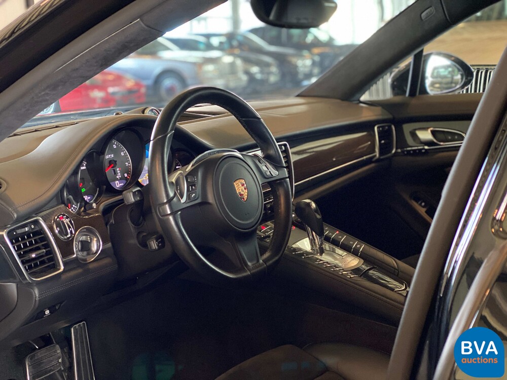 Porsche Panamera 4.8 GTS SportChrono 441 PS 2014, G-250-RV.