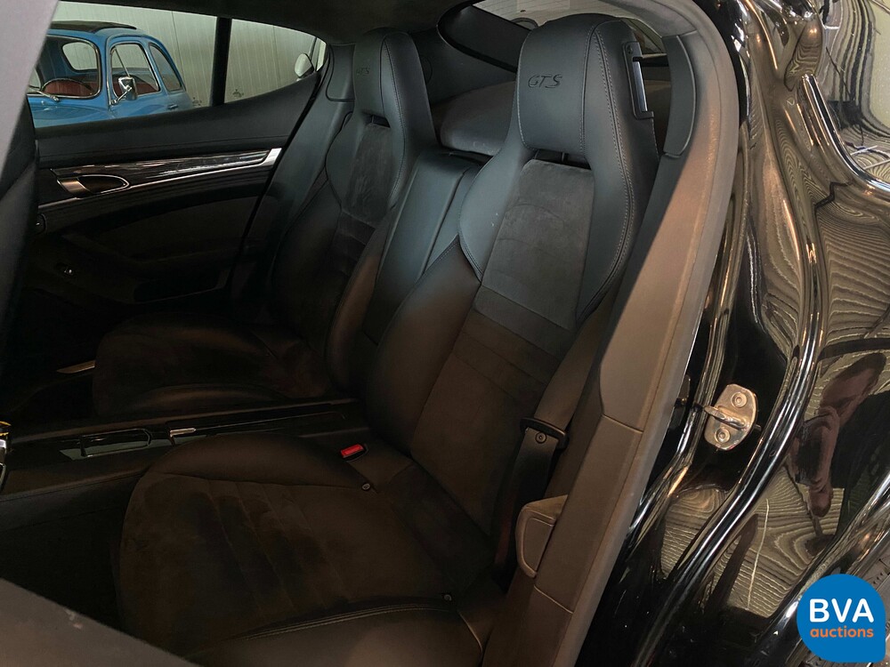 Porsche Panamera 4.8 GTS SportChrono 441 PS 2014, G-250-RV.