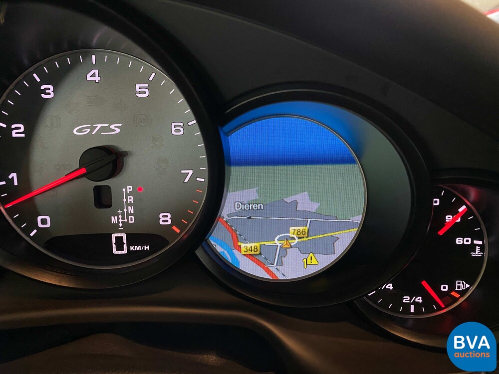 Porsche Panamera 4.8 GTS SportChrono 441 PS 2014, G-250-RV.