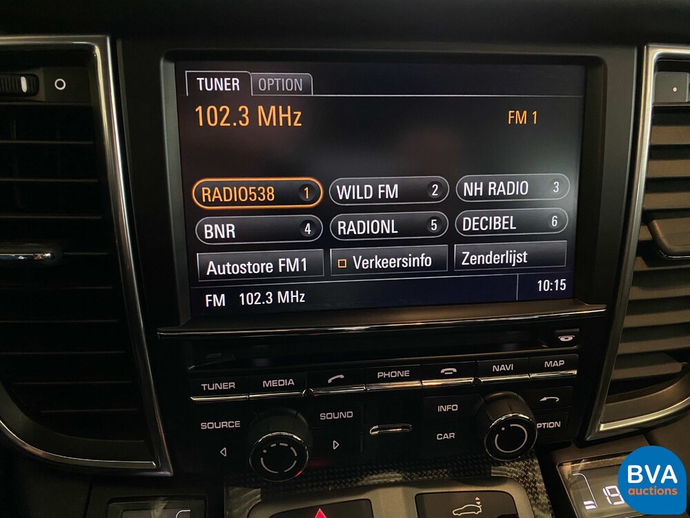 Porsche Panamera 4.8 GTS SportChrono 441 PS 2014, G-250-RV.