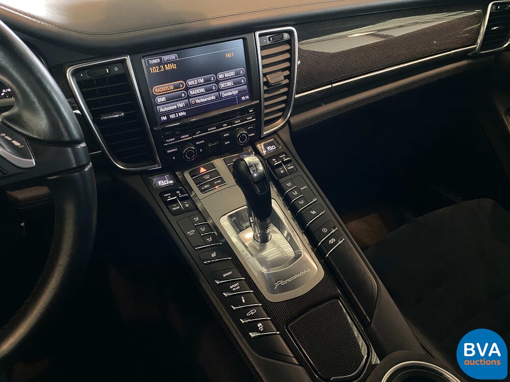 Porsche Panamera 4.8 GTS SportChrono 441 PS 2014, G-250-RV.
