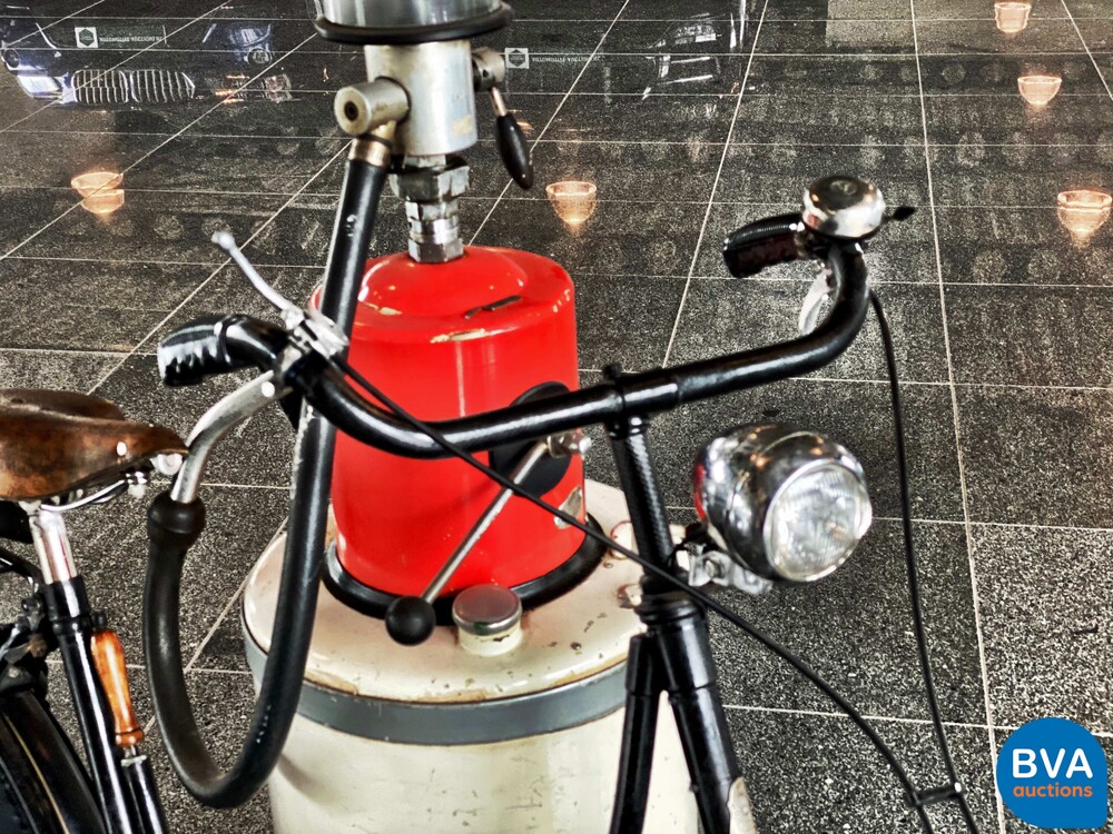 Berini Eitje Union Motorized Bicycle 1940.