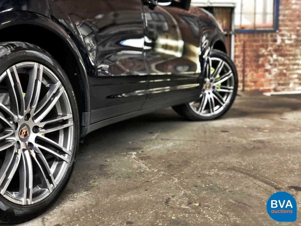 Porsche Cayenne 3.0 S E-Hybrid 416 PS 2015 FACELIFT -Original NL-, HF-348-Z.