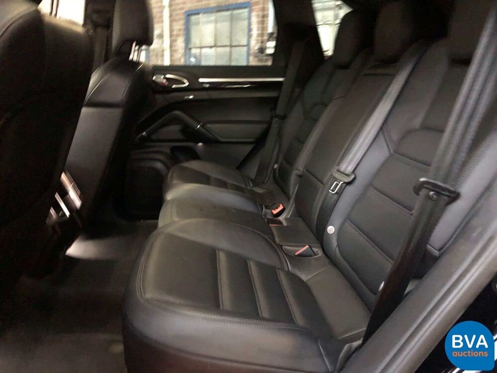 Porsche Cayenne 3.0 S E-Hybrid 416 PS 2015 FACELIFT -Original NL-, HF-348-Z.