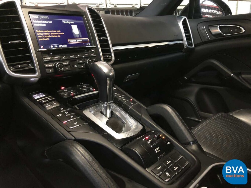 Porsche Cayenne 3.0 S E-Hybrid 416 PS 2015 FACELIFT -Original NL-, HF-348-Z.