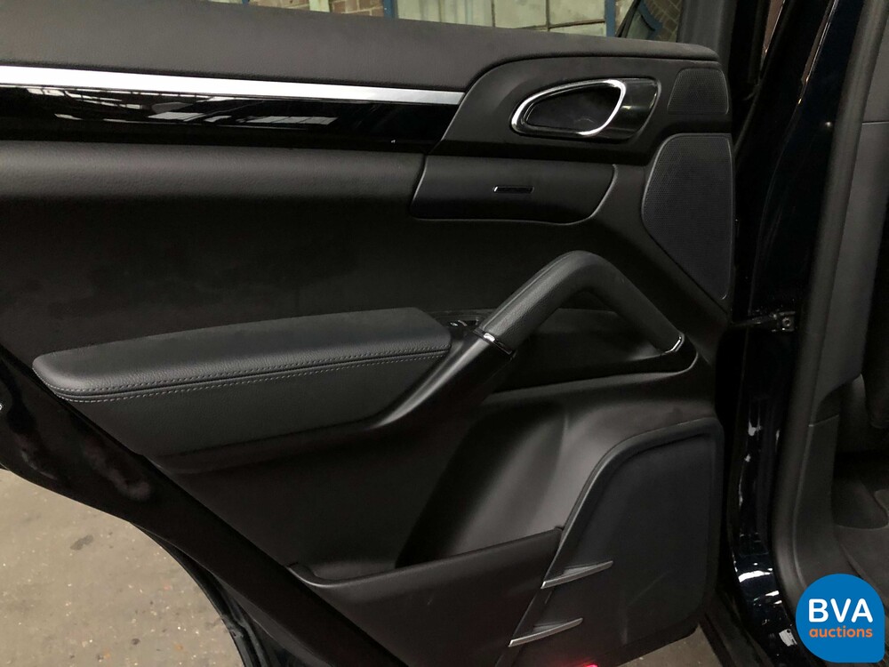 Porsche Cayenne 3.0 S E-Hybrid 416 PS 2015 FACELIFT -Original NL-, HF-348-Z.