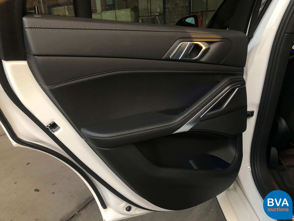 BMW X6 xDrive30d M-Sport 265 PS 2020 - GARANTIE -.