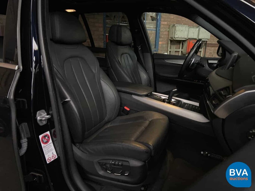 BMW X5 M50d xDrive 381 PS - Original NL - 2014, 2-TNN-62.