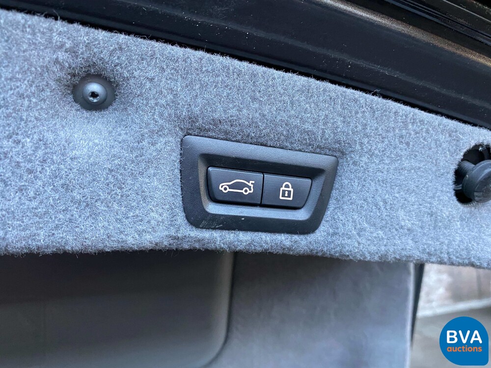 BMW 740d xDrive M-Sport 313 PS 7er, 9-ZKT-90.