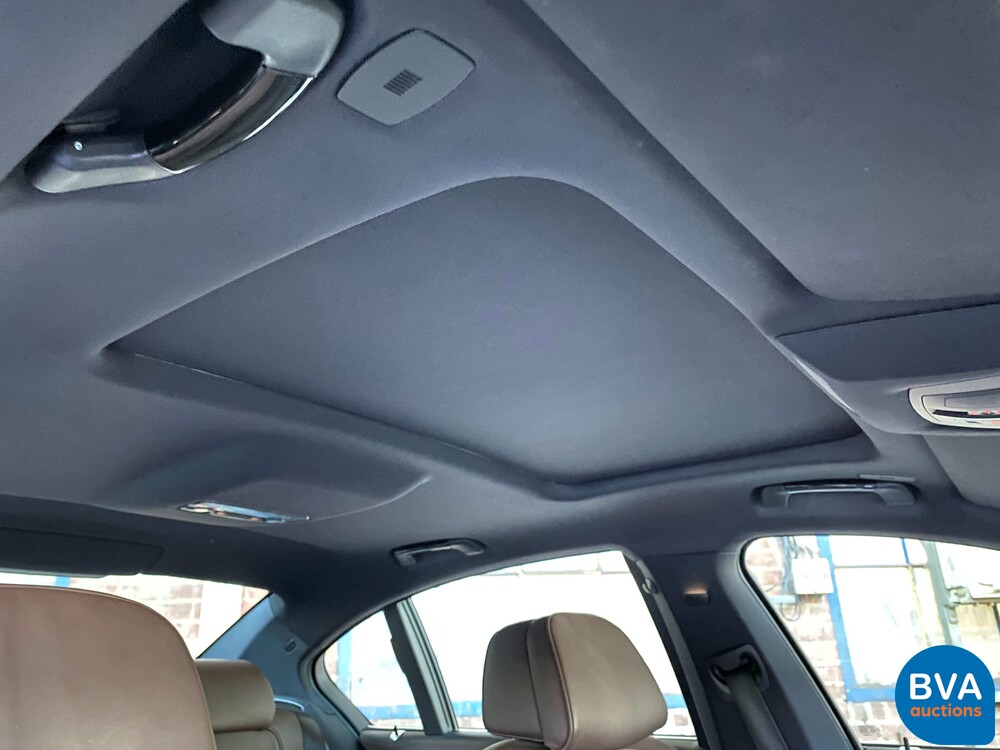 BMW 740d xDrive M-Sport 313 PS 7er, 9-ZKT-90.