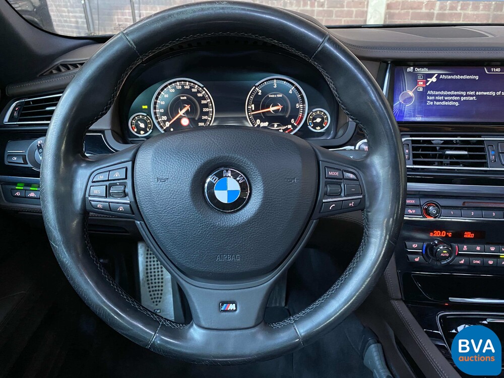 BMW 740d xDrive M-Sport 313 PS 7er, 9-ZKT-90.
