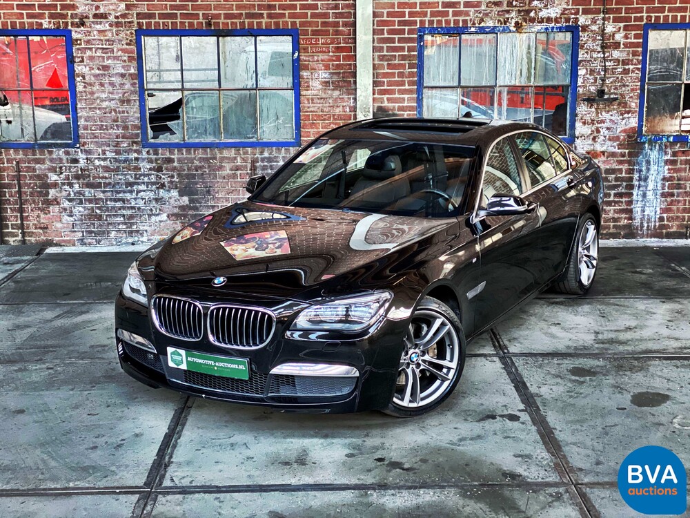 BMW 740d xDrive M-Sport 313 PS 7er, 9-ZKT-90.