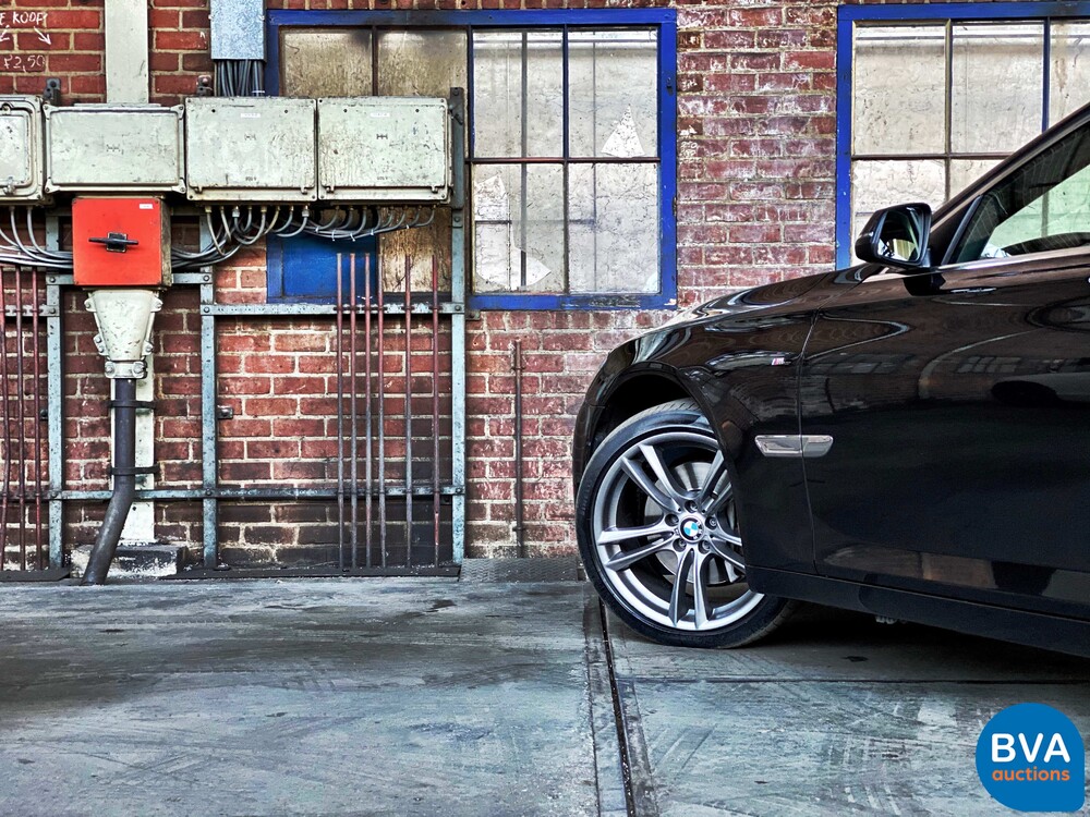 BMW 740d xDrive M-Sport 313 PS 7er, 9-ZKT-90.